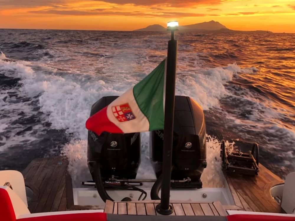 Capri: En dag med känslor på en jolle från Neapels hamn