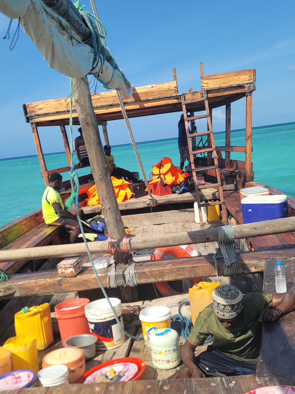 Escapada de día completo en velero: de Nungwi a la isla de Mnemba