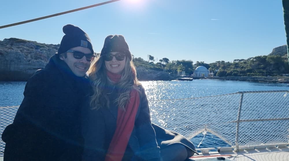 Роскошный частный круиз на яхте на весь день по Родосу – изысканный обед и ужин, коктейли и шампанское.