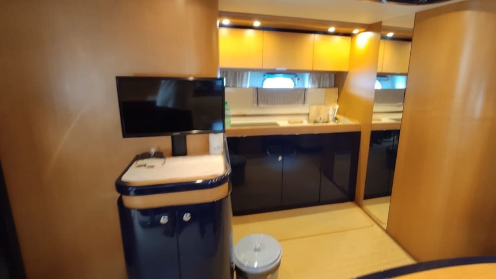Tour privato in yacht di lusso delle Isole Pontine