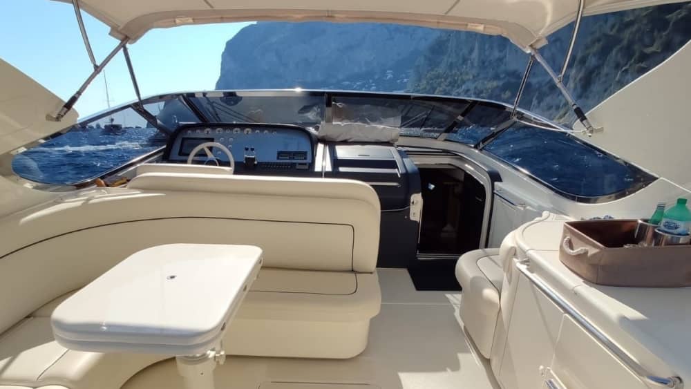 Private Luxusyacht-Tour auf der Isole Pontine