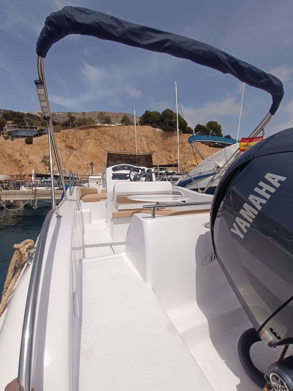 8 Stunden Sonne und türkisfarbenes Wasser rund um Altea