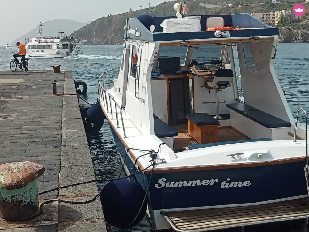 Fuego y belleza eólica: aventura de día completo en Lipari y Vulcano