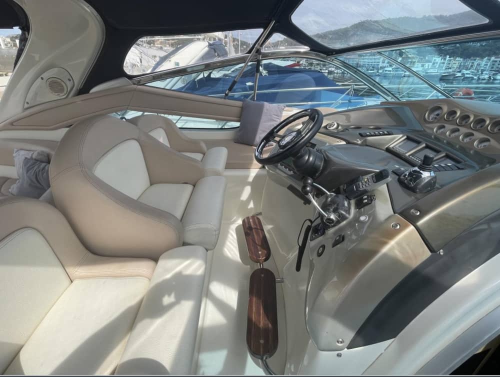 En dag i Port d'Andratx på motorbåt