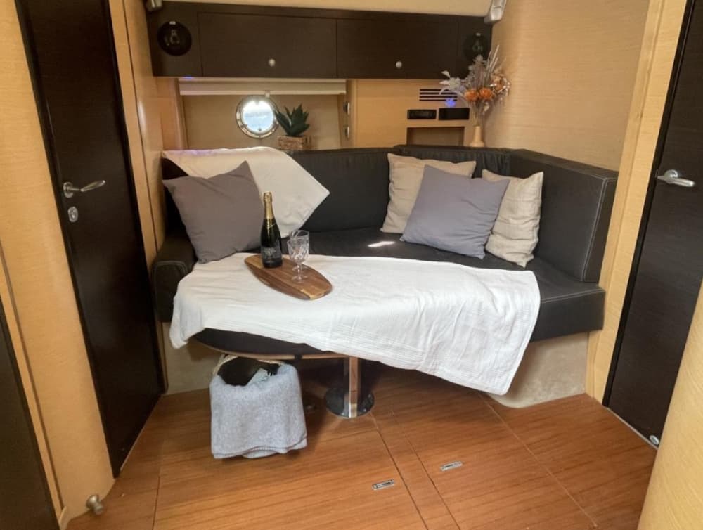 En dag i Port d'Andratx på motorbåt