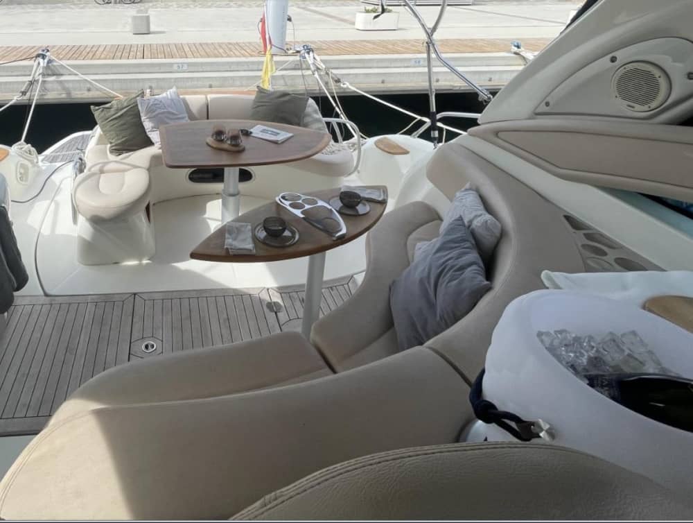 En dag i Port d'Andratx på motorbåt