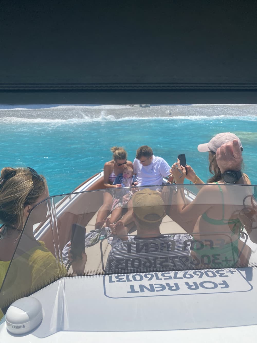 Gita privata in motoscafo intorno al porto di Skiathos.