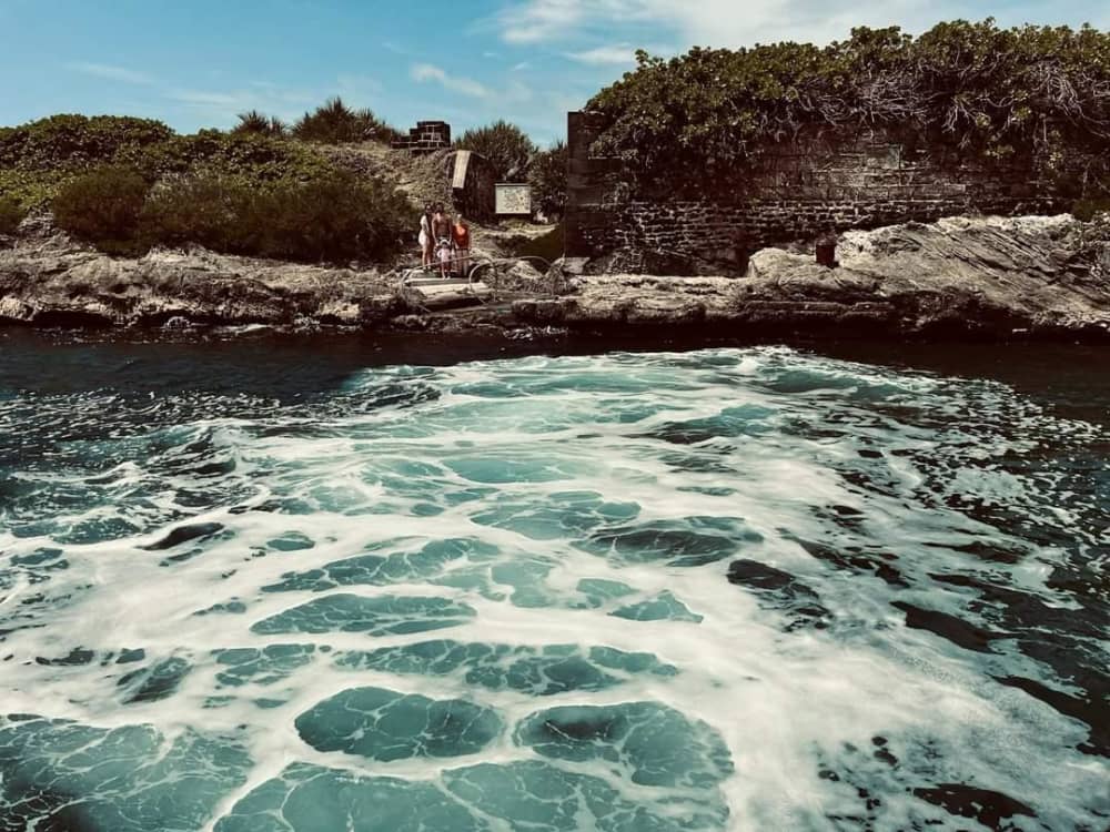 “Treasure Lagoon” – One-day maritime adventure from Pointe Jérôme