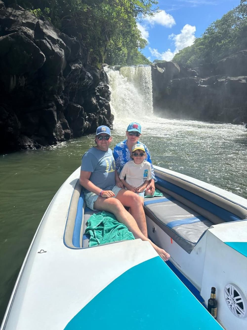 “Treasure Lagoon” – One-day maritime adventure from Pointe Jérôme