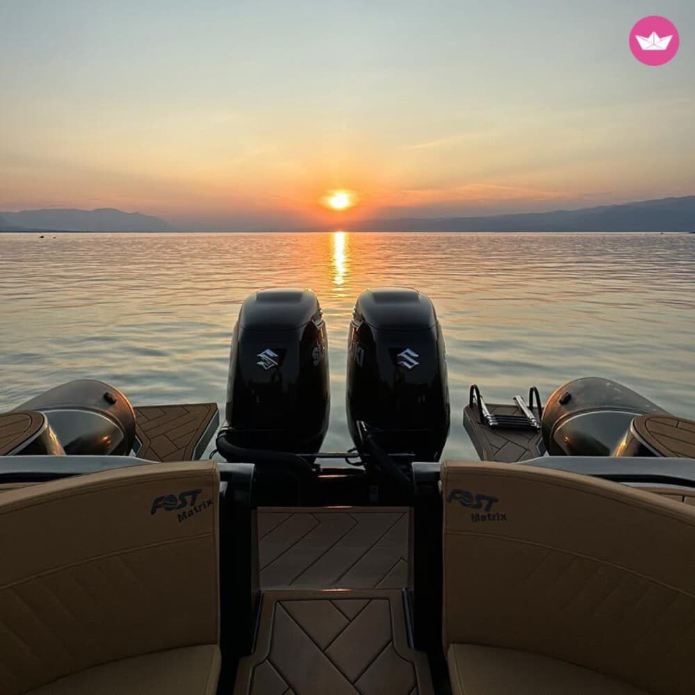 Жемчужный час: романтический круиз на закате