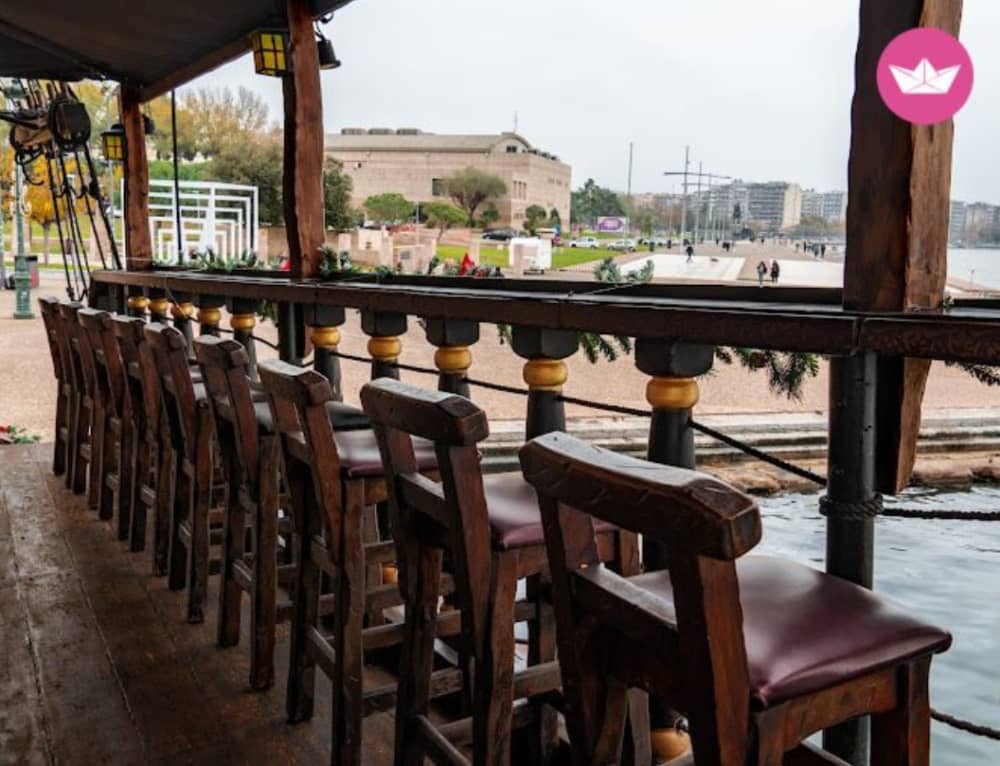 Experience the Thermaic Riviera – Private Cruises in Thessaloniki