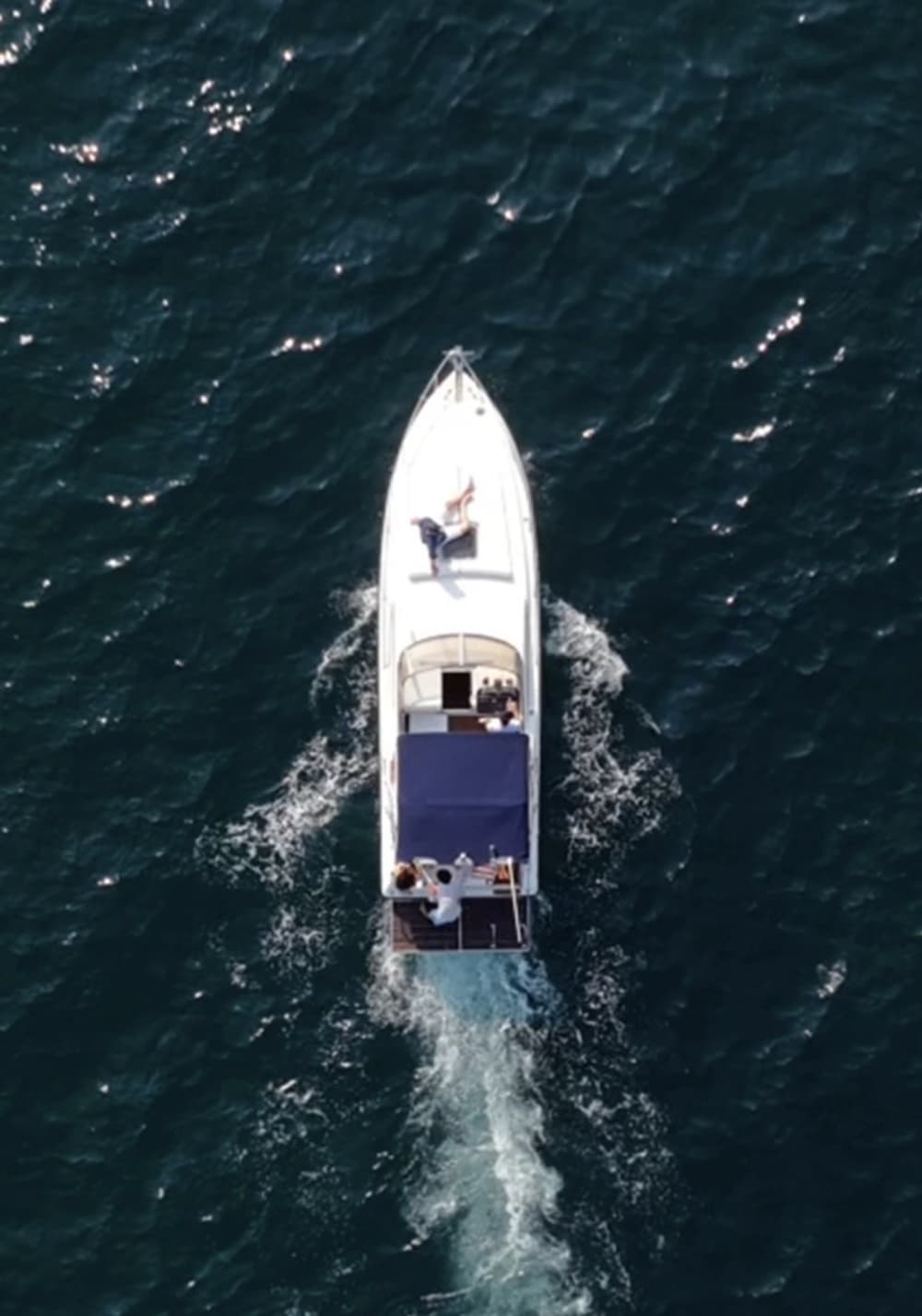 Capri em barco particular: sua escapada exclusiva para uma ilha
