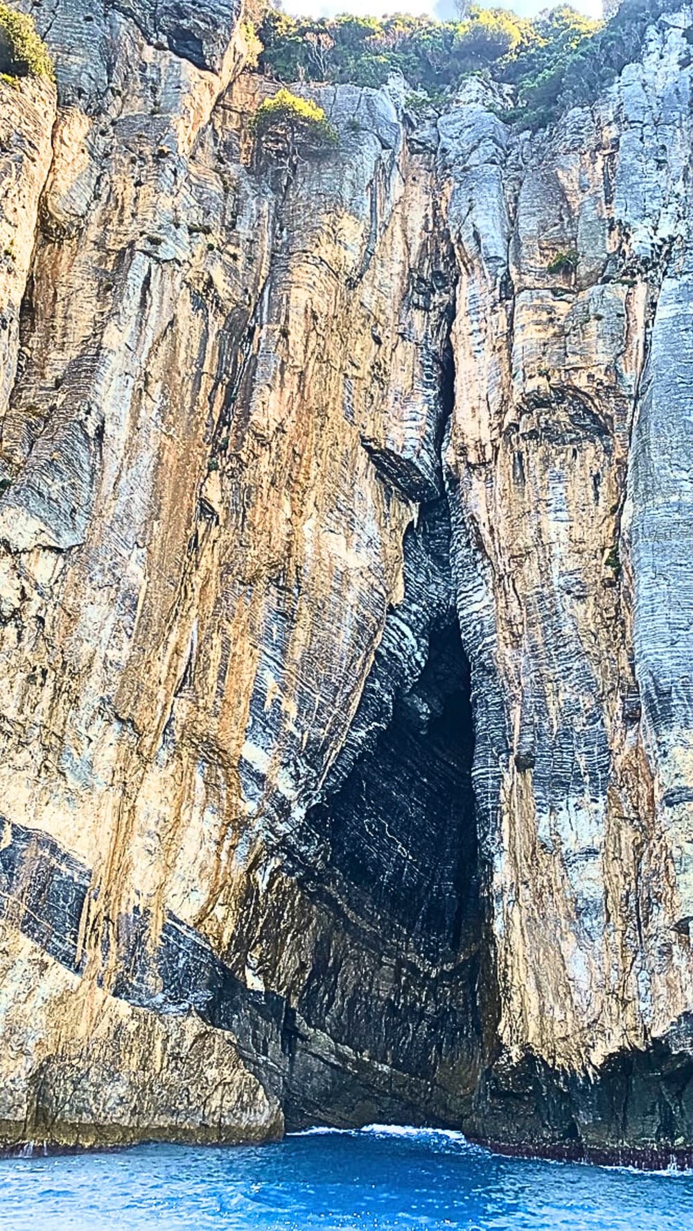 Medio día en las Piscinas Naturales de Rosse: Mar, Rocas y Maravillas