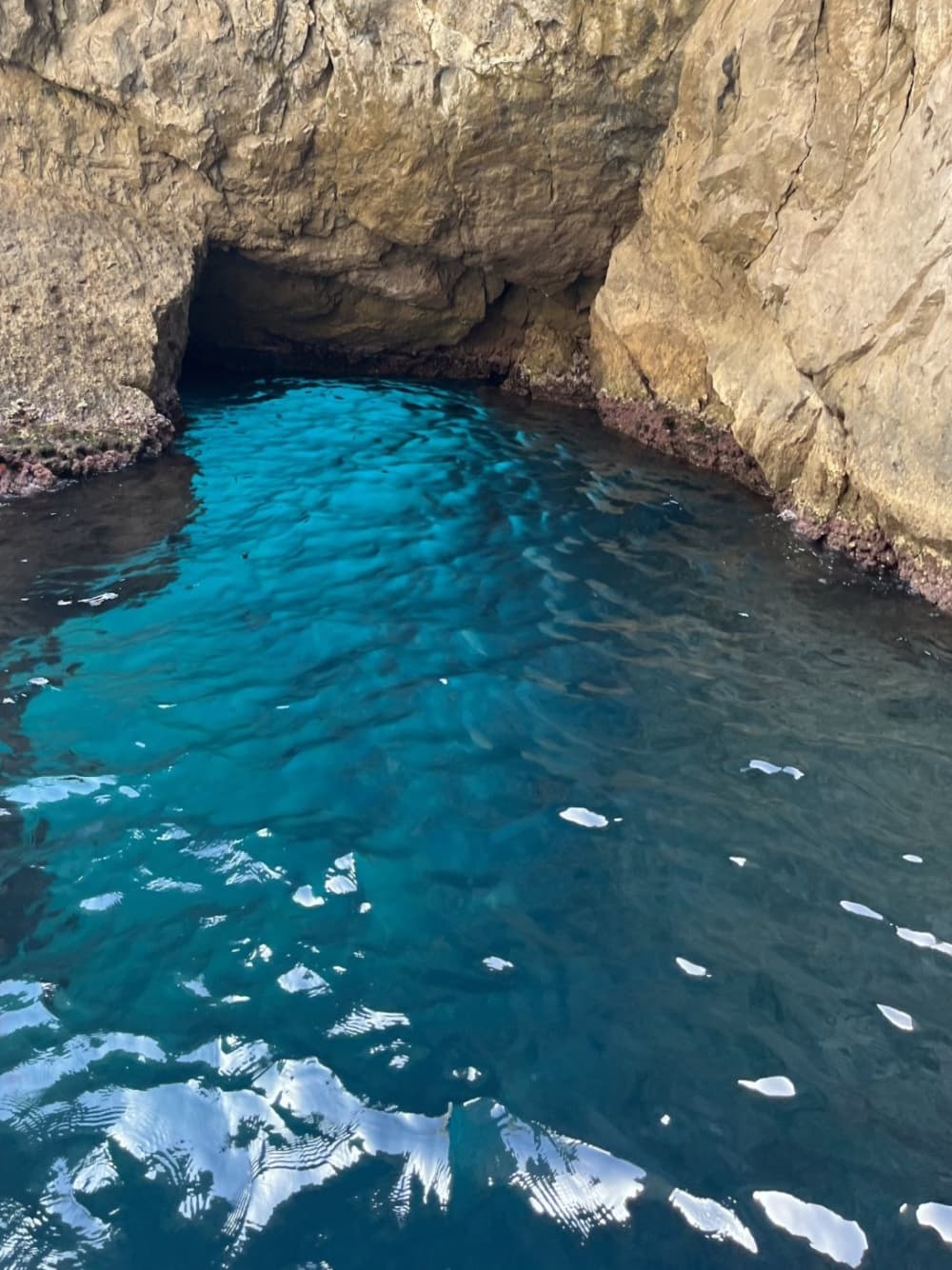 Traum-Capri: Weiße Grotte, Faraglioni und kristallklares Meer