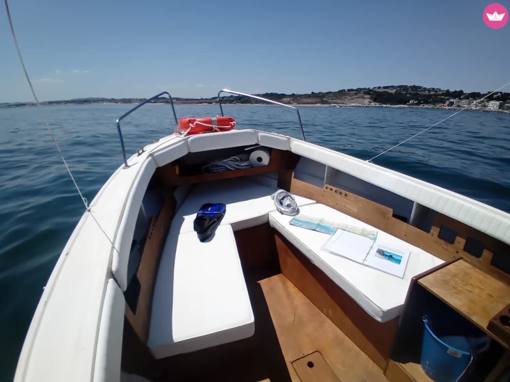 Abbraccio dell'Alba: Scopri la Riviera del Conero all'Alba