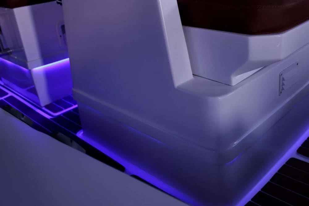 Votre journée à Vir : Louez un bateau à moteur pour une journée complète de découverte