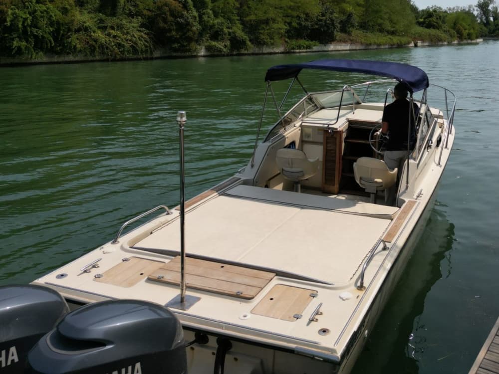 Oltre Venezia: esplorazione esclusiva della laguna in barca privata