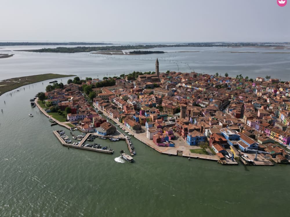 Oltre Venezia: esplorazione esclusiva della laguna in barca privata