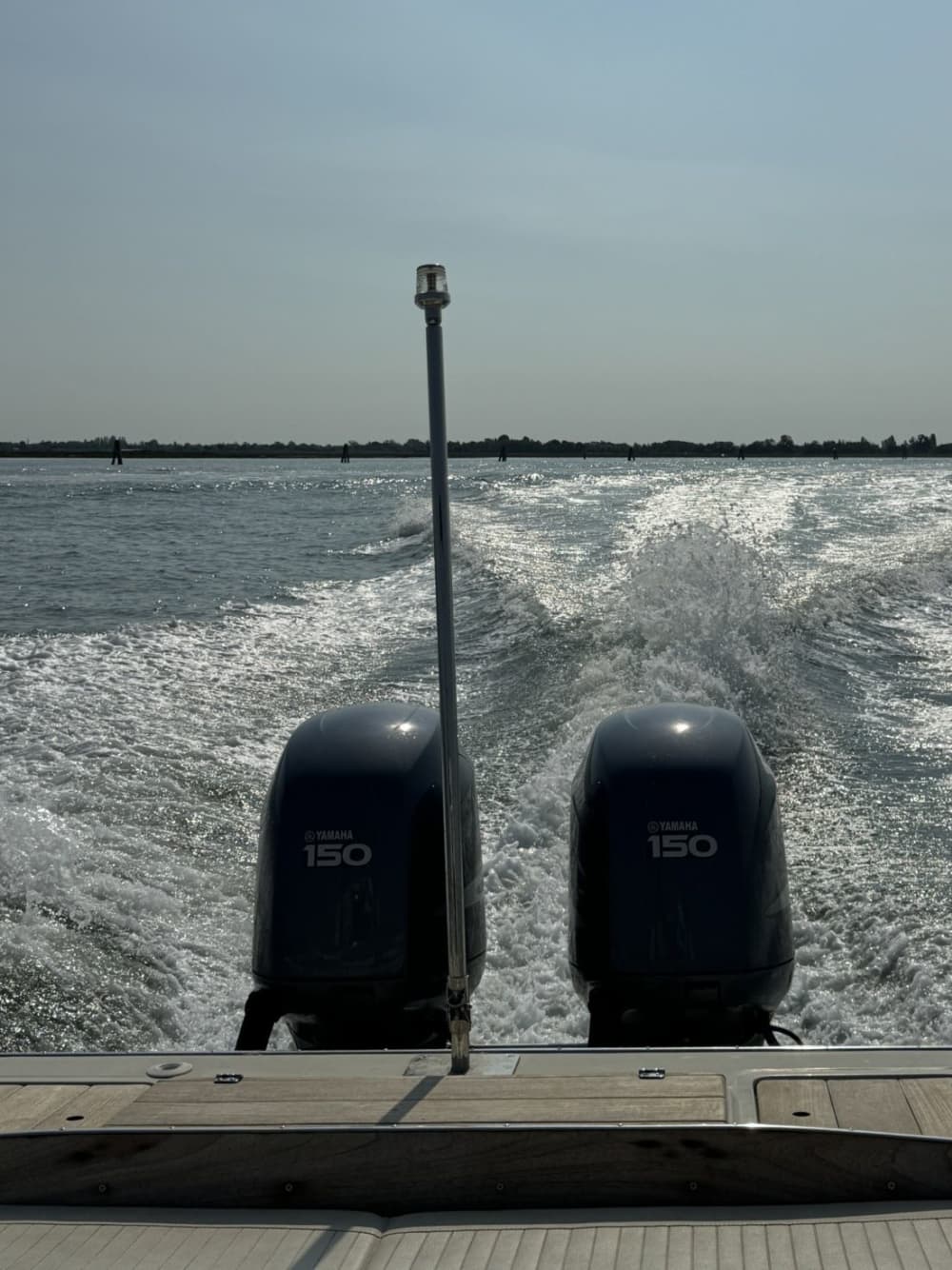 Oltre Venezia: esplorazione esclusiva della laguna in barca privata