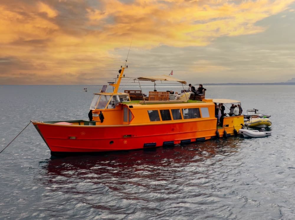 Coucher de Soleil Privé en Méditerranée