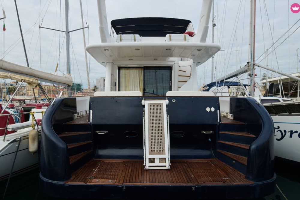 Luxury Yacht Tour: un giorno indimenticabile sulla costa di Siracusa