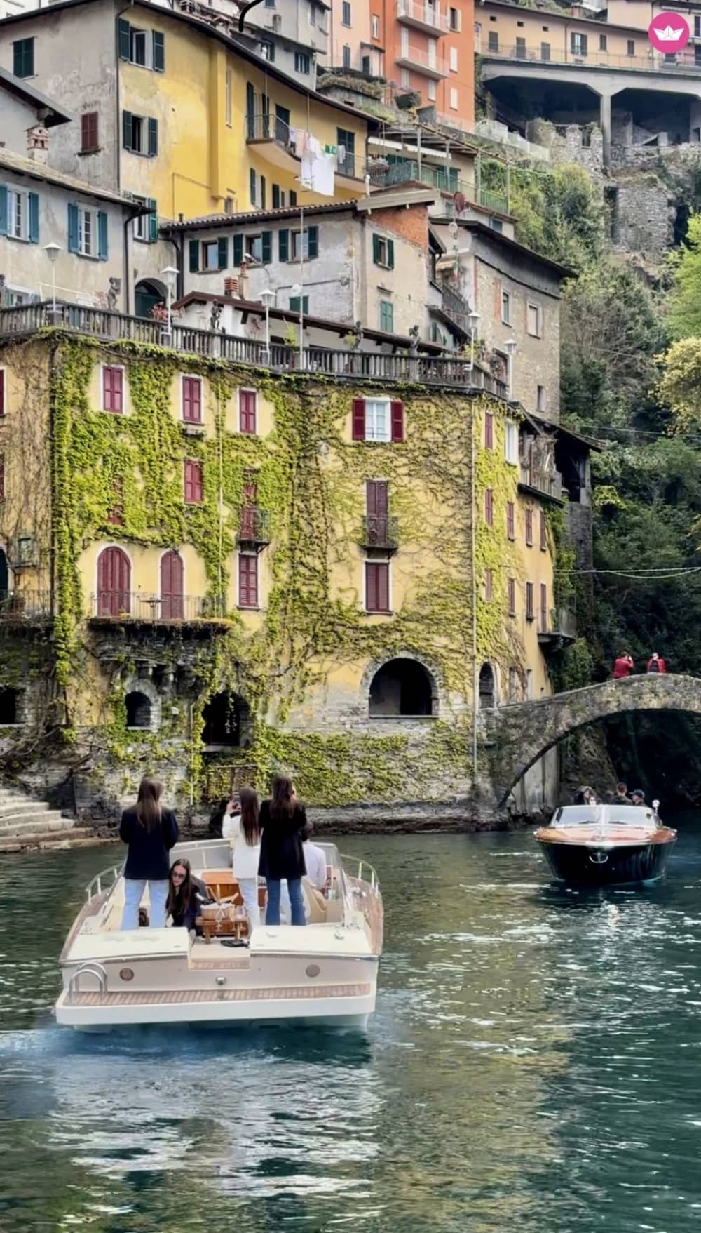 Lake Como Sunset & Aperitivo: Vintage Yacht Experience