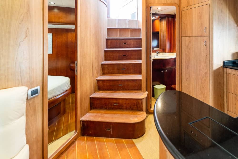 Afternoon, enjoy our wonderful yacht from 7 pm to 10 pm. A taste of the Costa Brava: swim, relax and escape the coast.