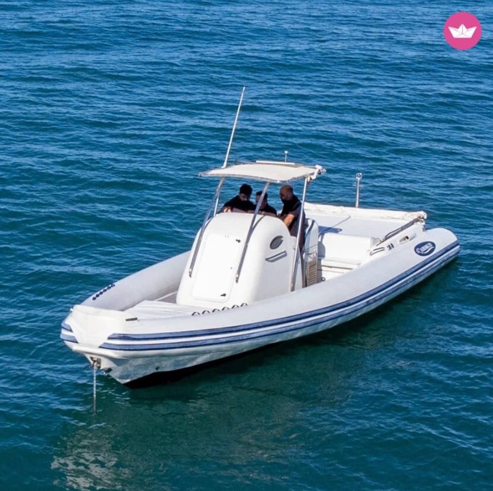 Circeo Coast Escape: Avventura di un giorno intero in gommone di lusso