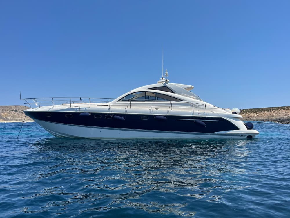 Half-Day Coastal Cruise – Comino & Hidden Gems