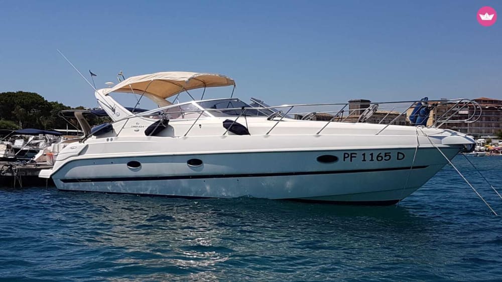 Riviera dei Ciclopi: Utforska ett sicilianskt paradis med båt