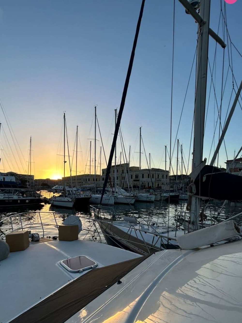 Full Day Taormina: Un Viaggio in Paradiso tra Grotte, Baie e Meraviglie Naturali