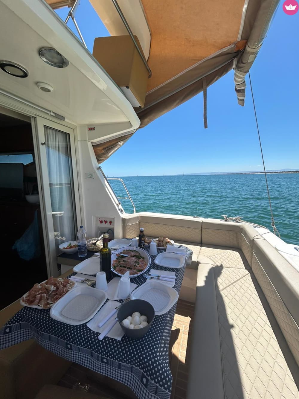 Full Day Taormina: Un Viaggio in Paradiso tra Grotte, Baie e Meraviglie Naturali