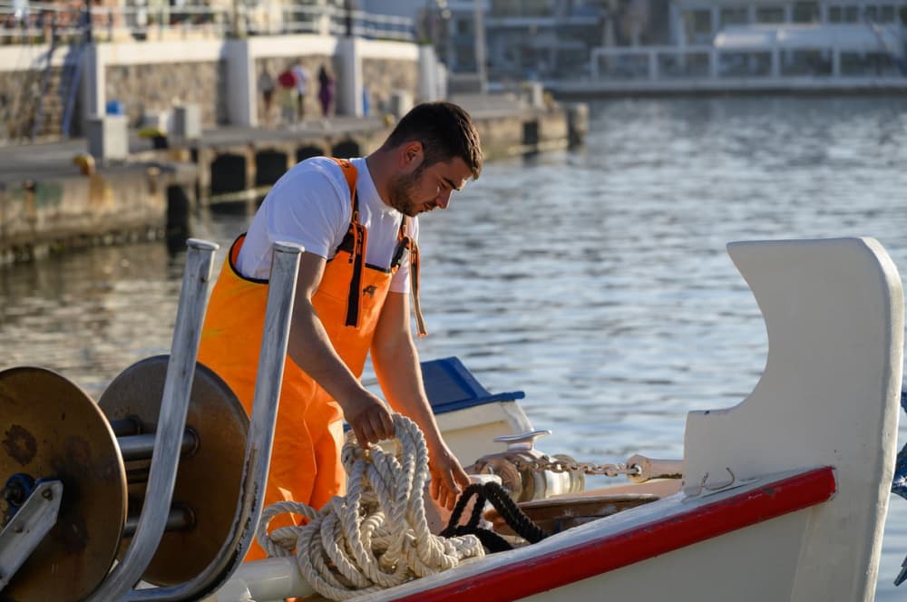 4-timmars privat upplevelse – Fiske, bad och kretensiska vyer