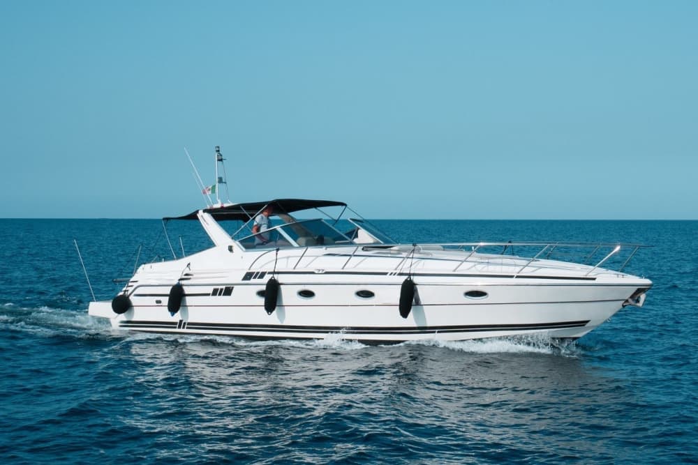 One day to discover Syracuse: Pure relaxation on the Italian blue