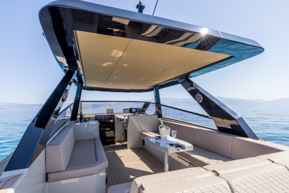 Private VIP-Tour – Hvar und Pakleni-Inseln mit atemberaubenden blauen Lagunen – ganztägig