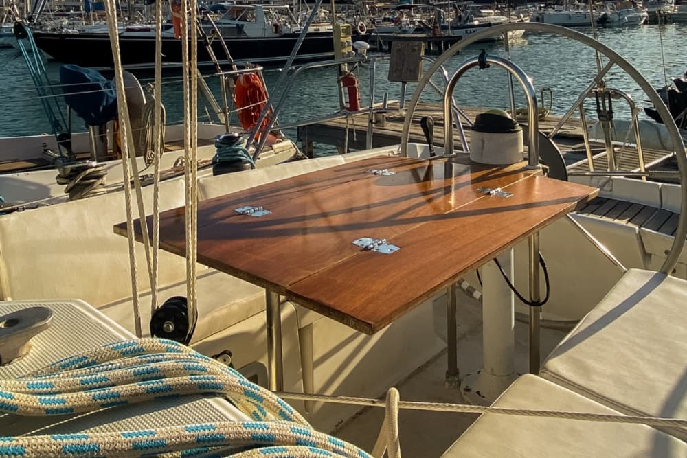 Full-day sailing trip in Syracuse on a sailboat