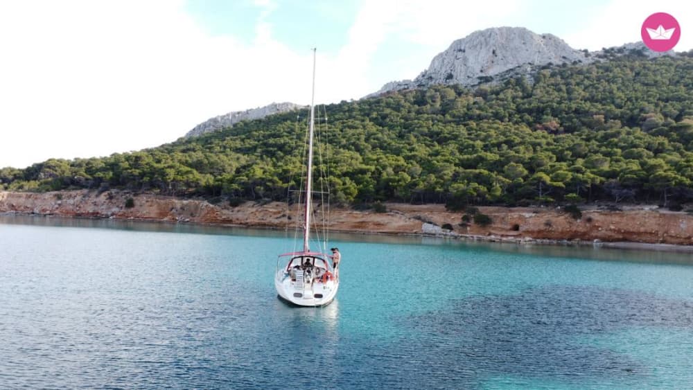 Privat heldagskryssning med segling — Atens riviera och dolda vikar