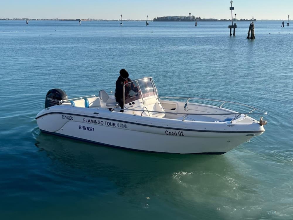 Inselabenteuer in der Lagune von Venedig: 3-stündige Tour an Bord der Ranieri Stargate 20