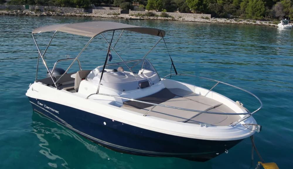 4 timmar i Novalja: Hyr en motorbåt och njut