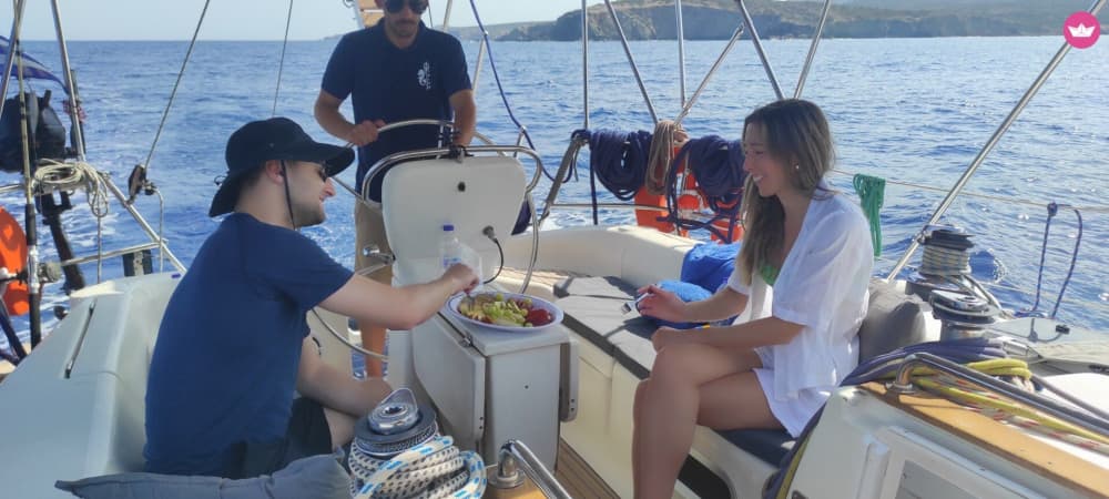 Privécruise van alle rondreizen naar de eilanden Milos en Polyegos