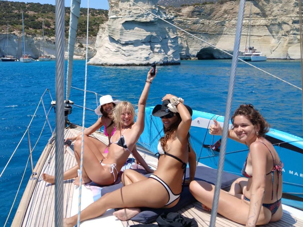 Privécruise van alle rondreizen naar de eilanden Milos en Polyegos