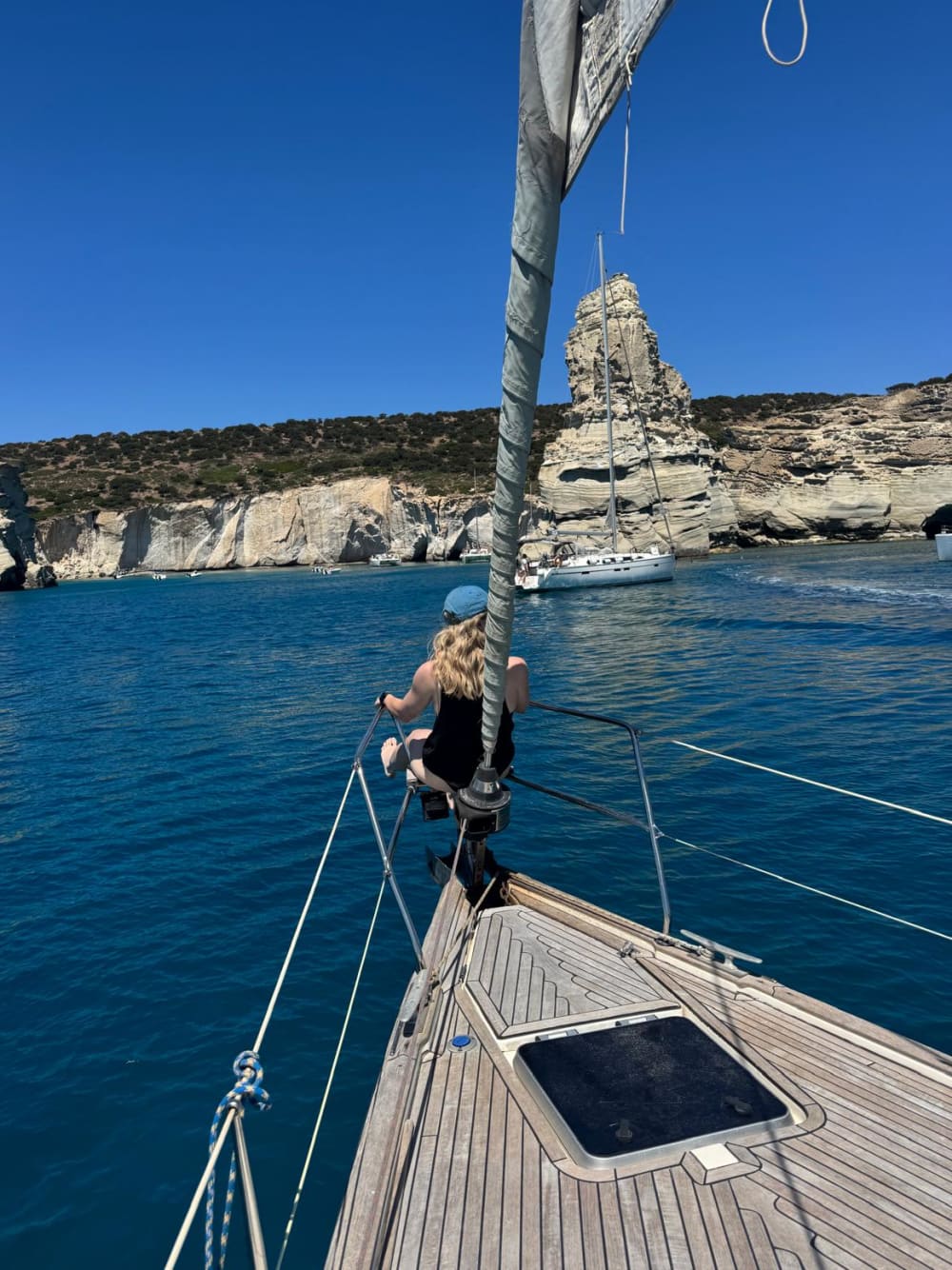 Ιδιωτική Κρουαζιέρα στα Θαύματα της Δυτικής Μήλου – Κρουαζιέρα στο Κλέφτικο και το Σπήλαιο Συκιάς