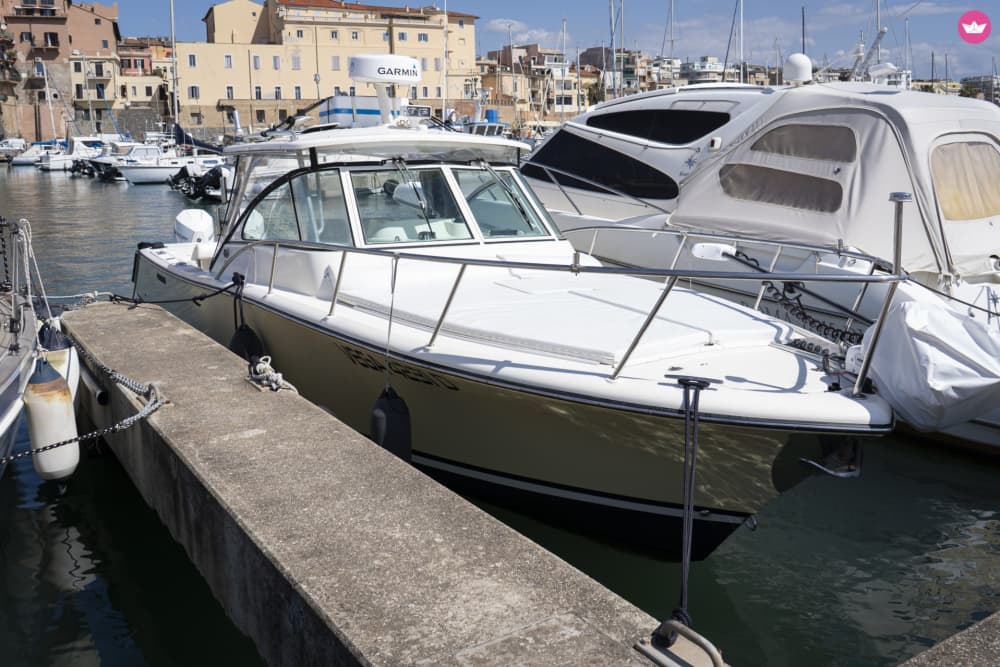 Esplora Palmarola, Ponza e Chiaia di Luna in barca di lusso