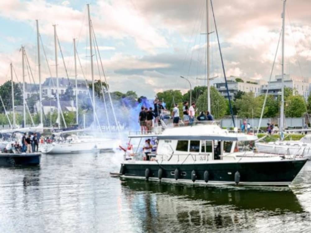 Seminario y día de relax a bordo – Crucero privado por el Golfo de Morbihan