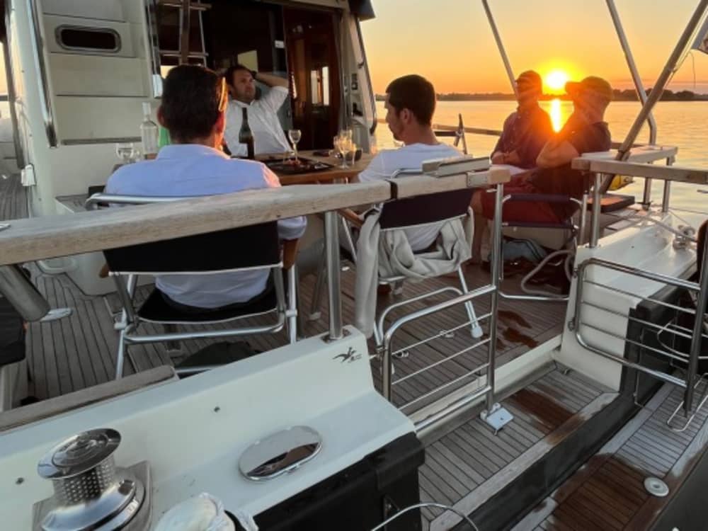 Seminario y día de relax a bordo – Crucero privado por el Golfo de Morbihan