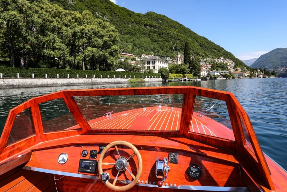 Elegance Afloat: 2-часовой частный круиз по озеру Комо