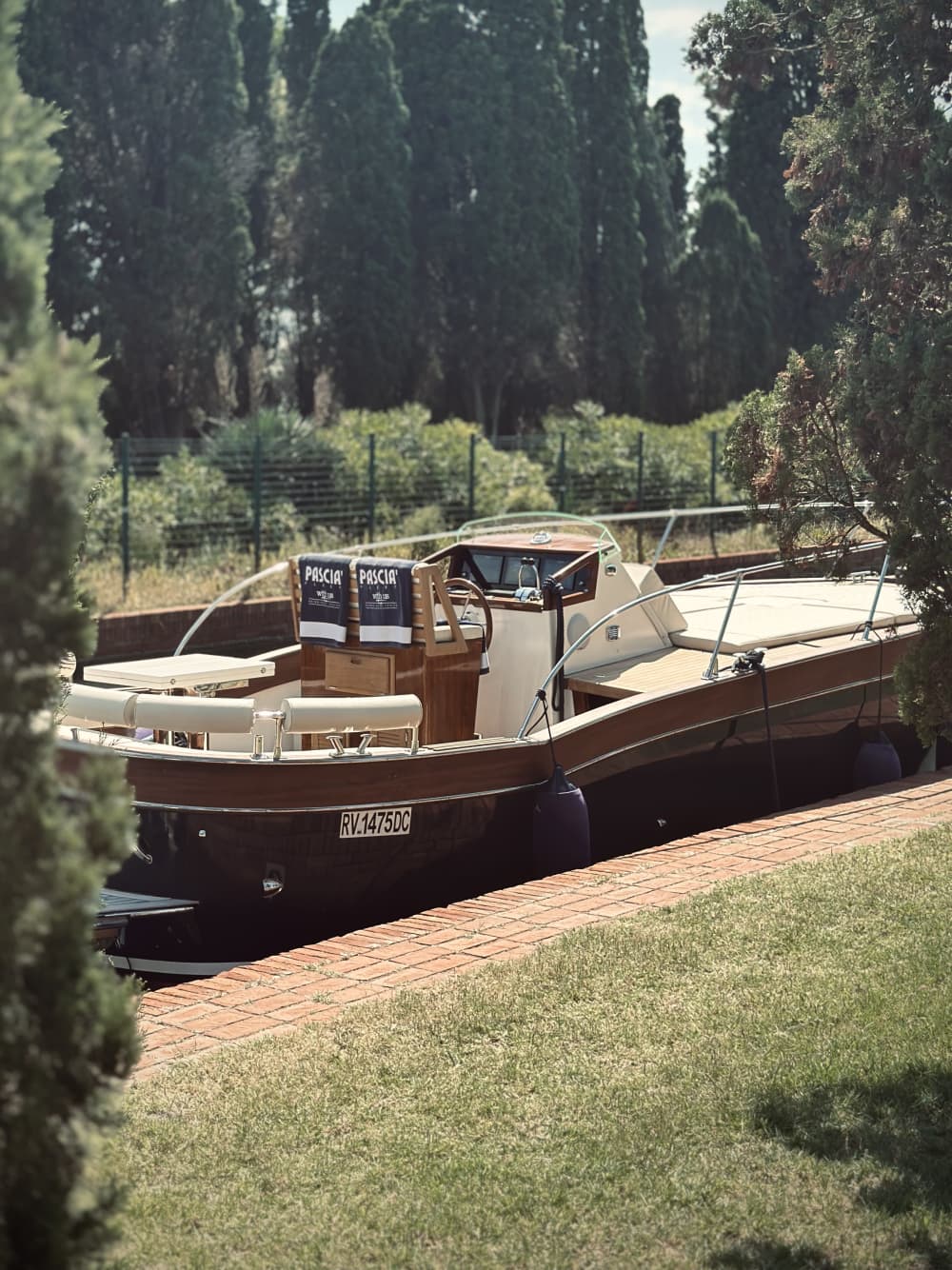 Eleganza nella Laguna di Venezia: Aperitivo a bordo - 2 ore (skipper e guida privata a bordo)
