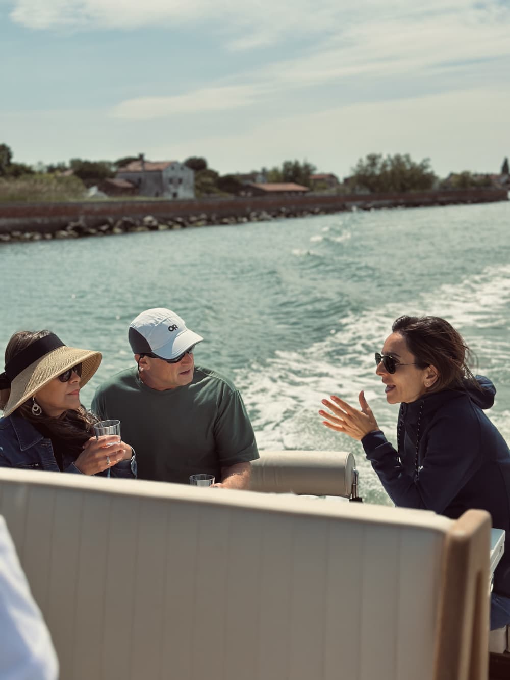 Eleganza nella Laguna di Venezia: Aperitivo a bordo - 2 ore (skipper e guida privata a bordo)