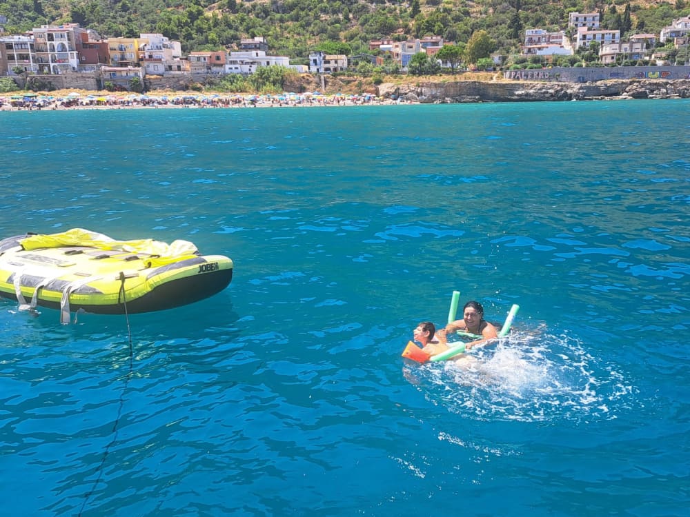 Hemliga vikar och elegans vid havet: Mondello mellan natur och historia