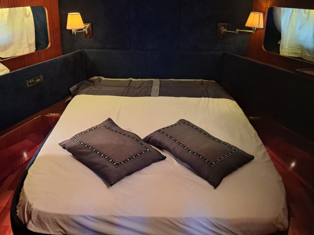 Hemliga vikar och elegans vid havet: Mondello mellan natur och historia